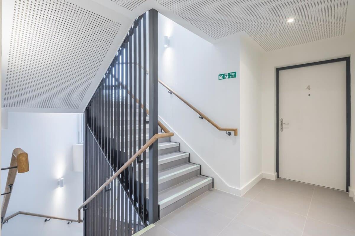 קאמברידג' Luxurious Central Apartment With Balcony מראה חיצוני תמונה